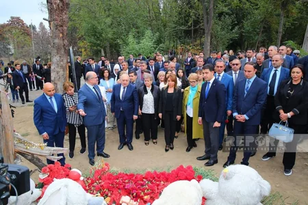 Gəncədə “Müharibə cinayətləri: Mülki şəxslərə hücum” adlı beynəlxalq konfrans keçirilib