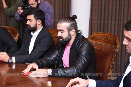 Milli Olimpiya Komitəsində karateçilərlə görüş keçirilib