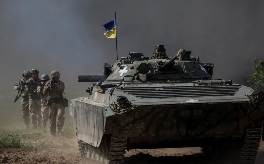 Ukraine expected to be capable of launching new offensive, US official says 