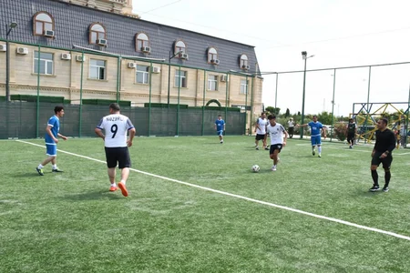 BŞİH və RİİB əməkdaşları arasında minifutbol üzrə yoldaşlıq görüşü olub