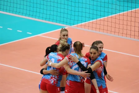 Azərbaycanın qadın voleybol yığması Belarusa uduzub