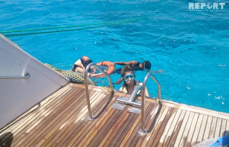 Qırmızı dəniz sahilindəki ecazkar və nadir gülləri ilə məşhur şəhərdən - REPORTAJ