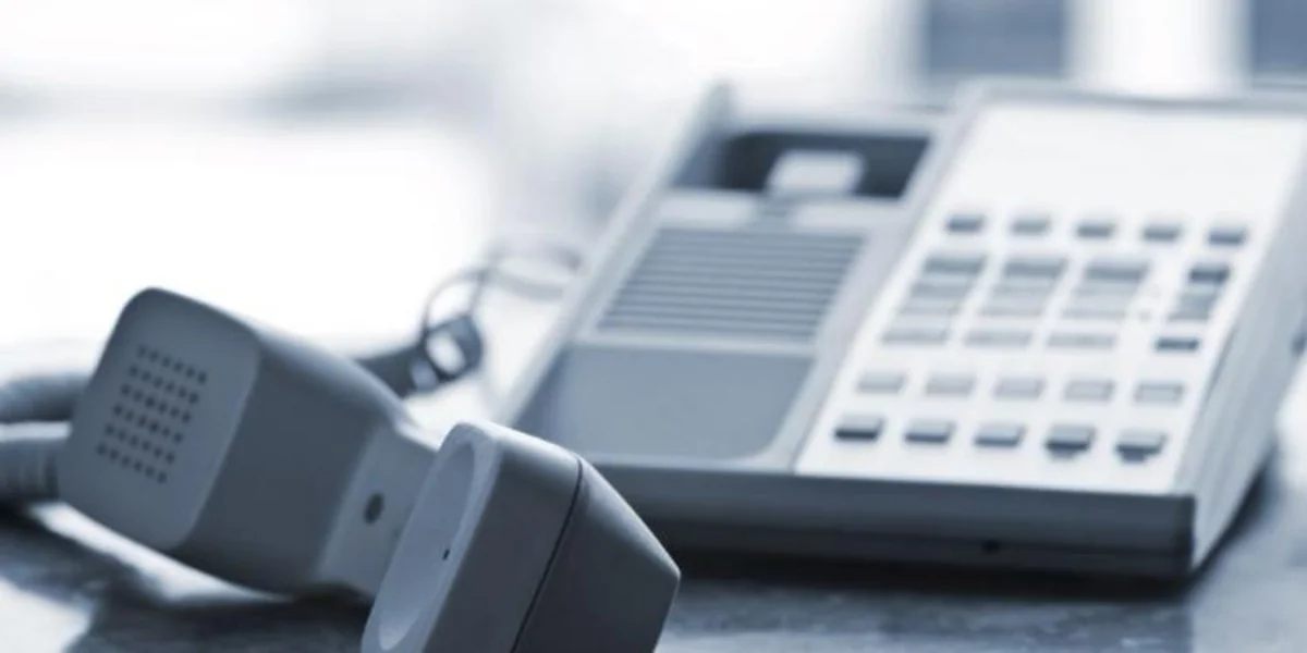 Azərbaycanda evə telefon çəkdirmək 30 manata başa gələcək