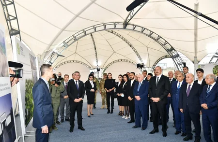 Prezident Füzuli rayon ictimaiyyətinin nümayəndələri ilə görüşüb - TAM MƏTN