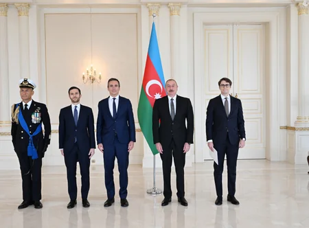 President Ilham Aliyev receives credentials of incoming Italian ambassador to Azerbaijan