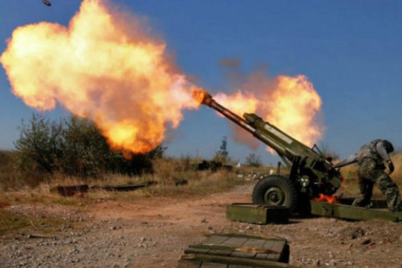 В Агдаме на здание фермерского хозяйства попали ракеты Град и пушечные снаряды