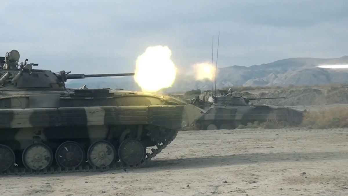 Azərbaycan Ordusunun Quru Qoşunlarında döyüş atışlı taktiki təlimlər keçirilib