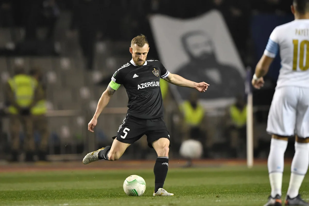 Maksim Medvedev Konfrans Liqasında ən çox top qazanan futbolçudur