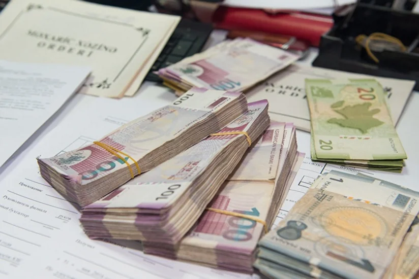 Azərbaycanda pul bazası artıb