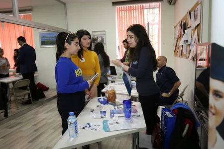 ABŞ-ın Azərbaycandakı Səfirliyinin dəstəyi ilə Alumni Fair adlı təhsil sərgisi keçirilib