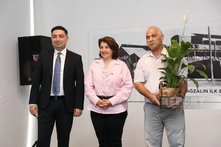 ADY və Mətbuat Şurası jurnalistləri mükafatlandırıb