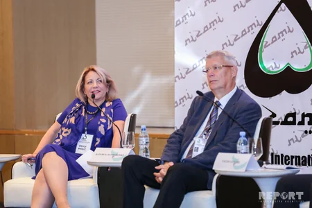 Bolqarıstanın keçmiş prezidenti: Dayanıqlı gələcəyi qurmağın yollarını aramalıyıq