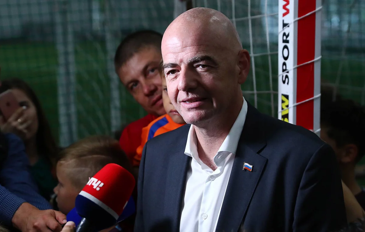 FİFA prezidenti istintaq müddətində vəzifəsində qalacaq