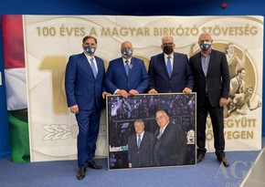 Namiq Əliyev Macarıstan Güləş Federasiyasının yubileyində iştirak edib