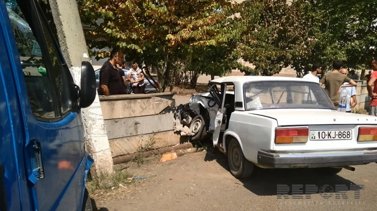 Lənkəranda yük və minik avtomobilləri toqquşub, xəsarət alanlar var - FOTO - YENİLƏNİB