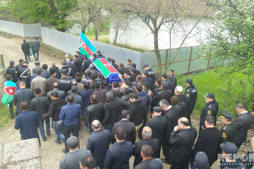 Azərbaycan ordusunun daha bir zabiti Neftçalada dəfn olunub