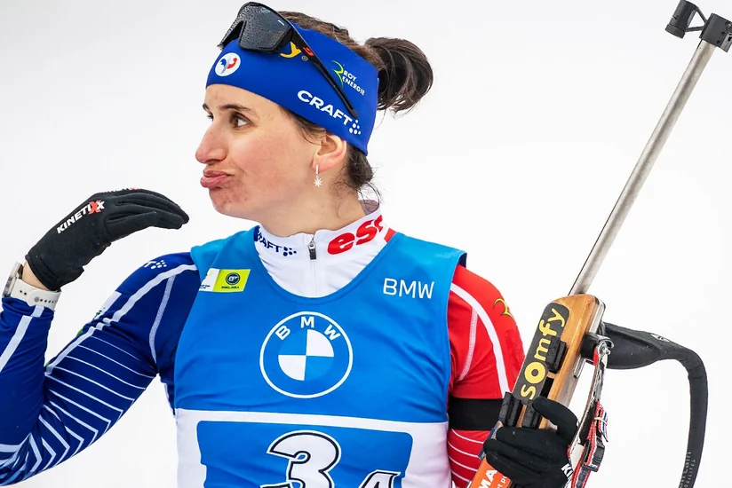 Fransalı altıqat dünya çempionu komanda yoldaşının kredit kartını oğurlayıb