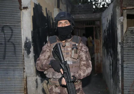 Türkiyədə terrorçu PKK qruplaşmasına qarşı əməliyyat keçirilib, 31 nəfər tutulub