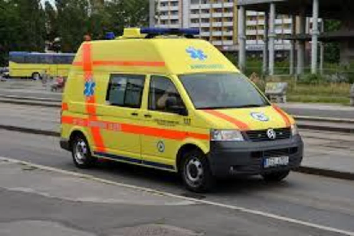 В Чехии десять человек пострадали при столкновении автобуса с поездом