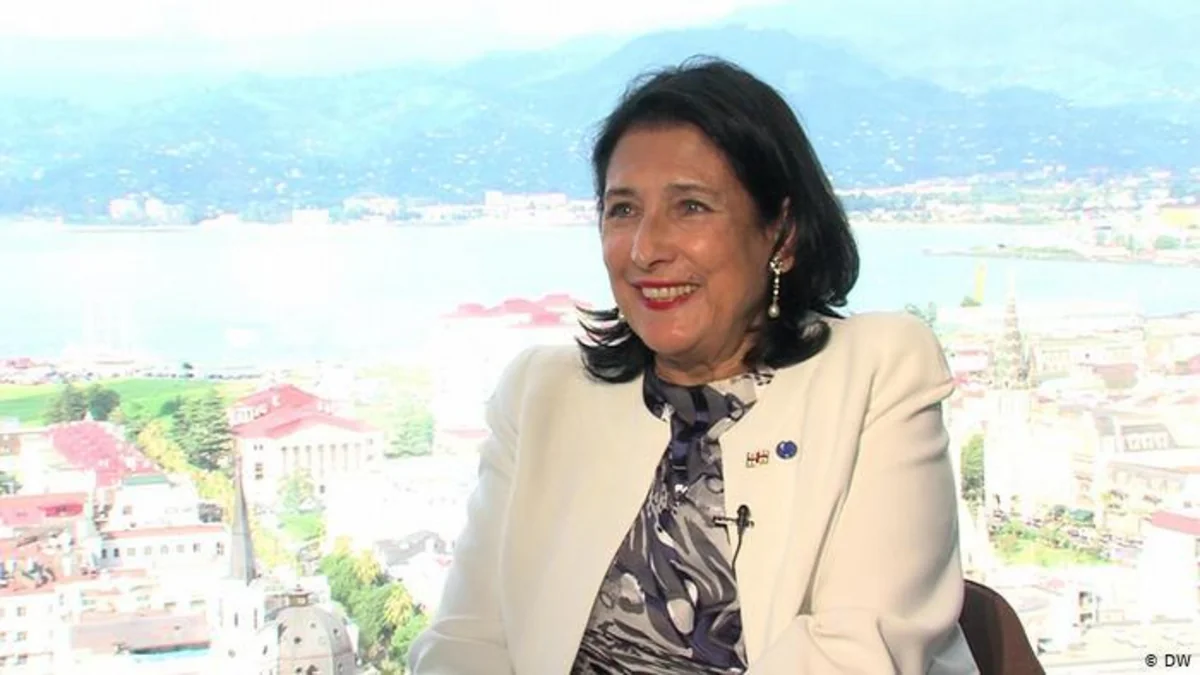 Gürcüstan prezidenti: “Beynəlxalq hüquqa hörmətlə bölgədə sabitliyi möhkəmləndirmək mümkündür”