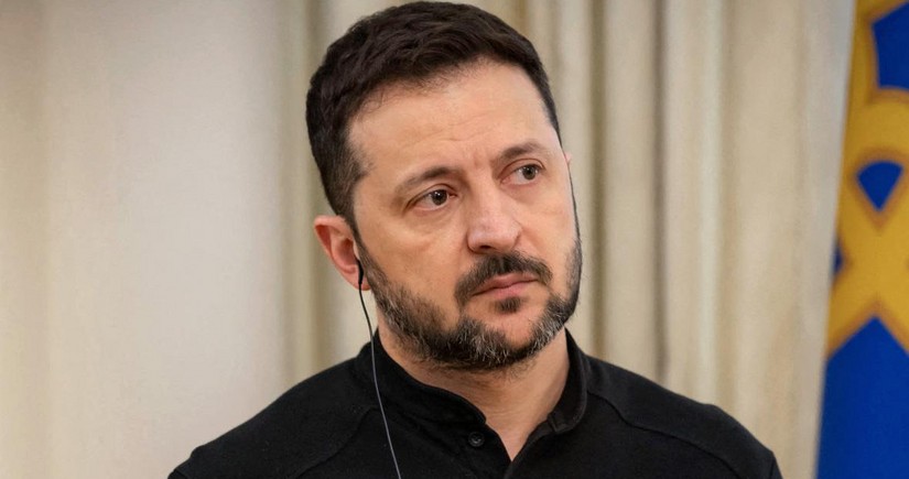 Zelenski Rusiya Silahlı Qüvvələrini Pasxa atəşkəsini pozmaqda ittiham edib