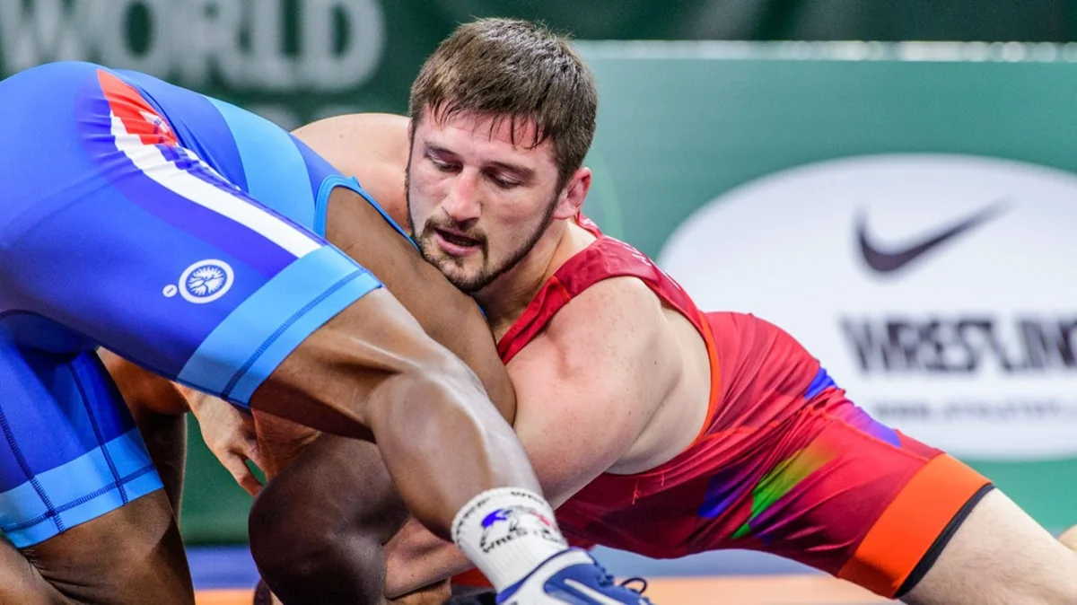 Aslanbek Alborov Avropa çempionatında bürünc medal qazandı