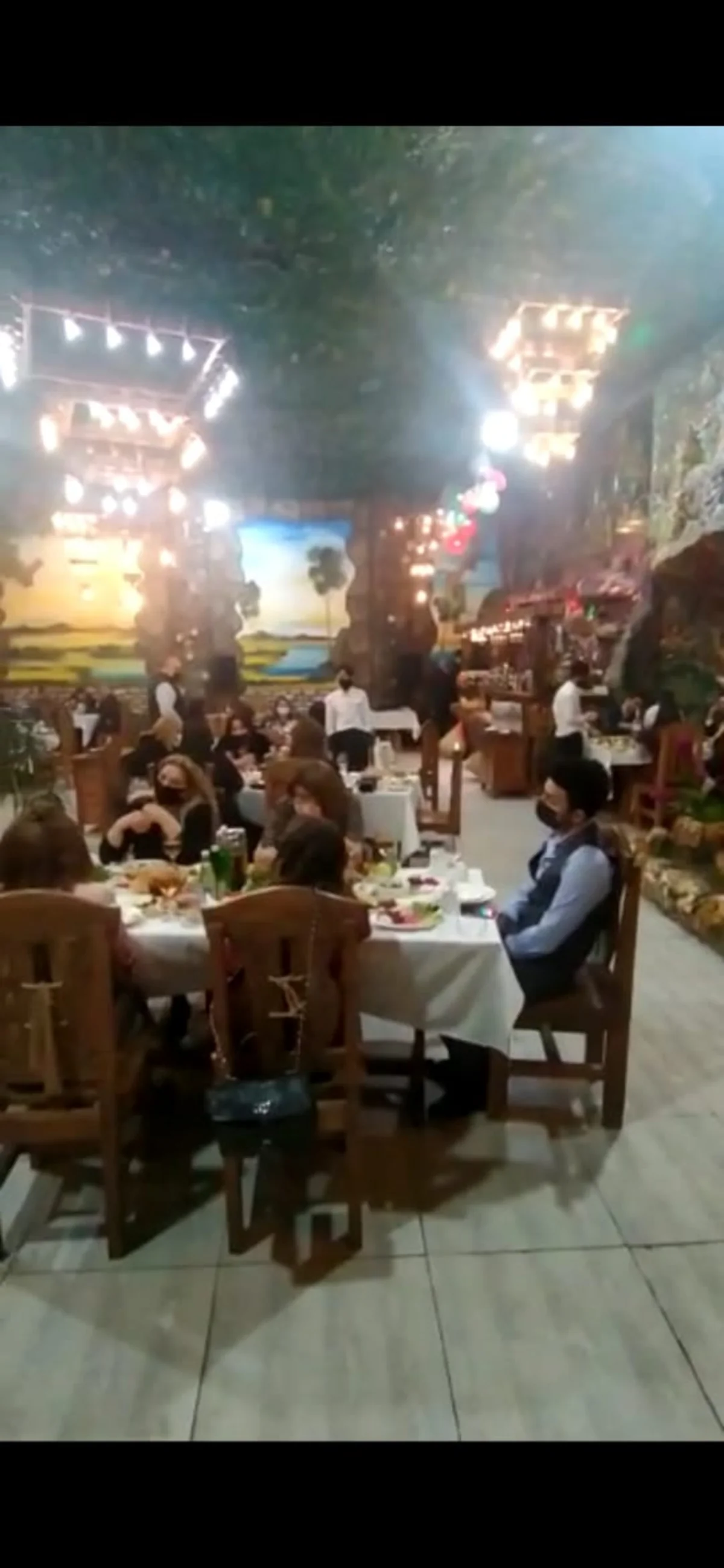 Bakıda restoranda toy edən 40 nəfər cərimələnib