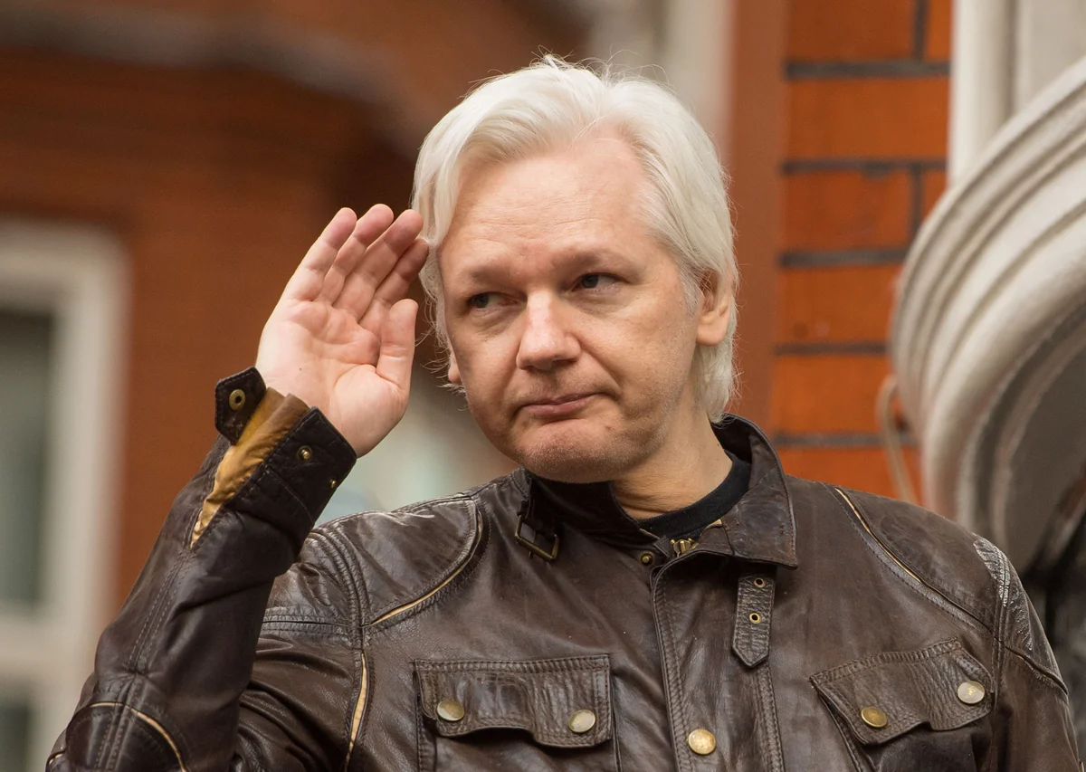 “WikiLeaks”in qurucusu Culian Assanj Londonda polis tərəfindən saxlanılıb - VİDEO - ƏLAVƏ OLUNUB