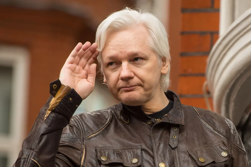“WikiLeaks”in qurucusu Culian Assanj Londonda polis tərəfindən saxlanılıb - VİDEO - ƏLAVƏ OLUNUB
