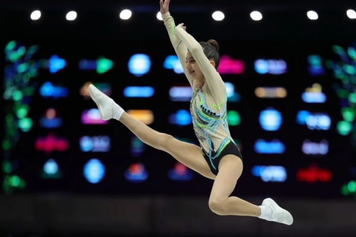 Gimnastımız bürünc medal qazandı - VİDEO