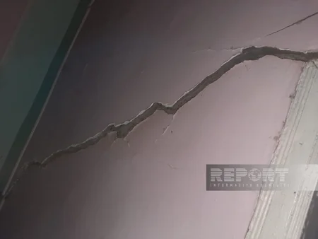 Kürdəmirdə baş vermiş zəlzələ nəticəsində bəzi evlərdə çatlar əmələ gəlib