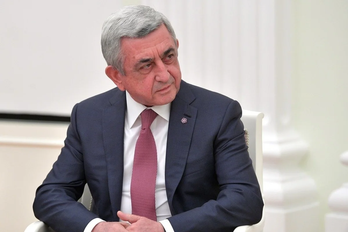 Serj Sarqsyanın istefa verdiyi gün anası vəfat edib