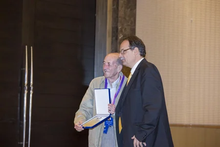 FİDE hakimləri mükafatlandırıb