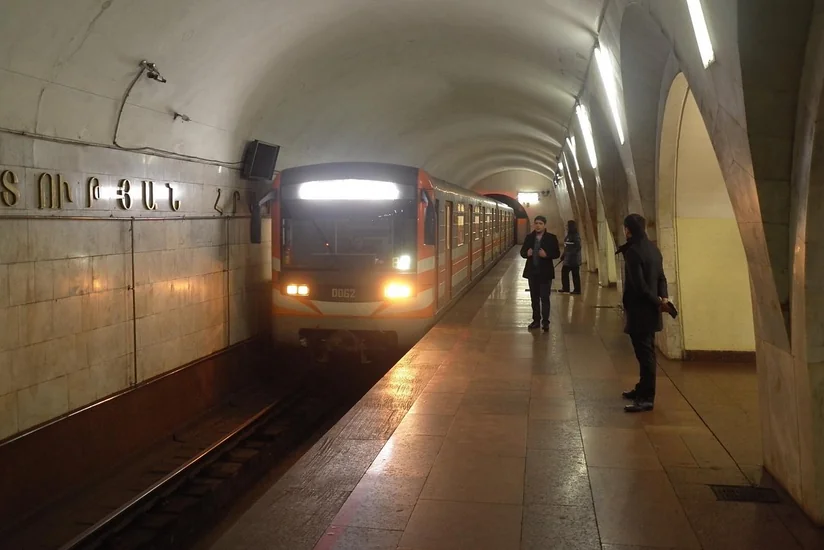 В связи с ЧП в ереванском метро задержаны пятеро иностранцев