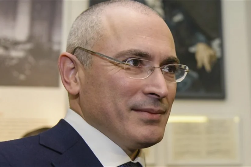 İnterpol Xodorkovskini beynəlxalq axtarışa verib