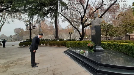 Gürcüstanda ümummilli lider Heydər Əliyevin xatirəsi anılır