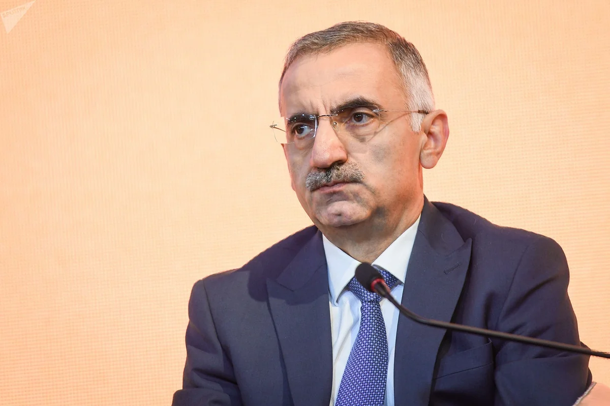 Elmir Vəlizadə: “İcazə ilə bağlı SMS DİN-in sisteminə də daxil ediləcək”