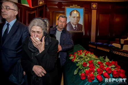 Baku bids farewell to famous academician