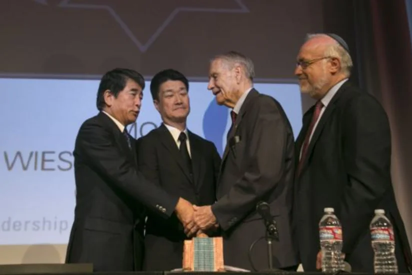 Mitsubishi hərbi məhbuslardan qul kimi istifadə etdiyinə görə üzr istəyib