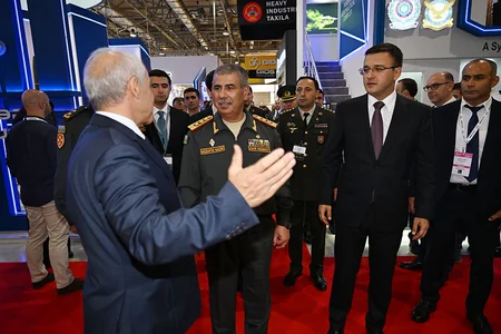Zakir Həsənov “ADEX-2024” sərgisində xarici ölkələrin məhsulları ilə tanış olub - YENİLƏNİB