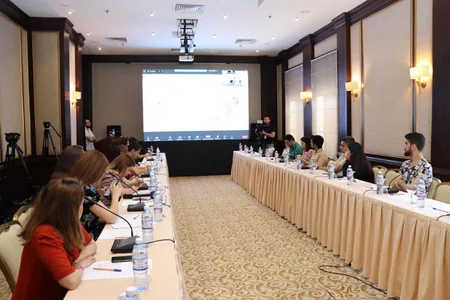 “Mediada gender bərabərliyi və peşəkarlıq” mövzusunda təlim keçirilib