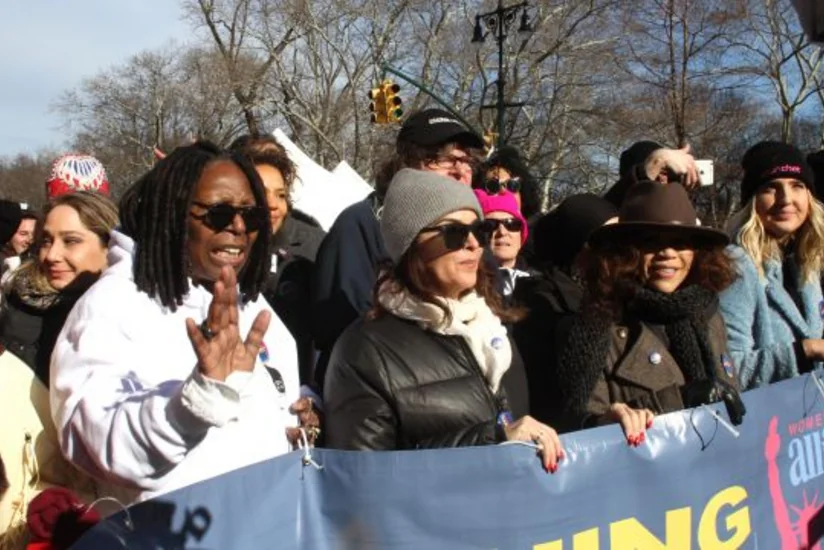 ABŞ-da Trampın hakimiyyətinin ildönümü ilə əlaqədar etiraz aksiyaları keçirilir