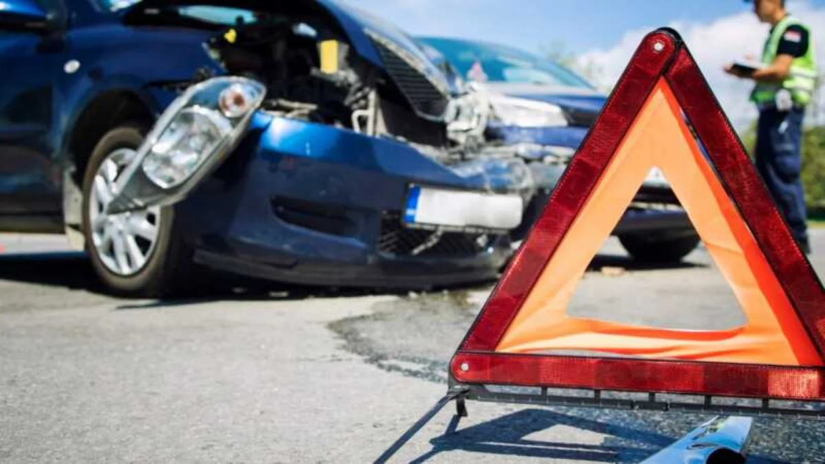 В Башкортостане при опрокидывании автомобиля погибли два человека
