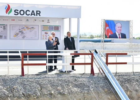 Prezident İlham Əliyev Bakıda yeni bitum istehsalı qurğusunun təməlqoyma mərasimində iştirak edib