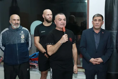 Almaniyada Diaspor Boks Liqasının idman zalı və “Ana dili” məktəbi açılıb