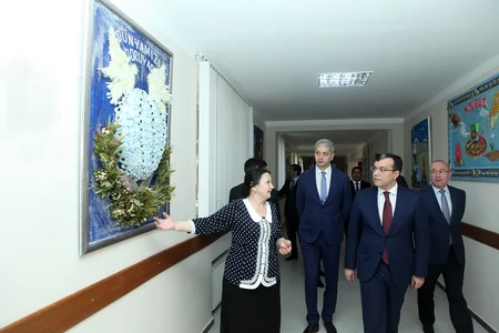 Nazir: Gənclərin əmək bazarına çıxış imkanlarına yiyələnmələrinə diqqət artırılacaq