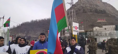 Protest rally continues on Khankandi-Lachin road, participants chanting slogans