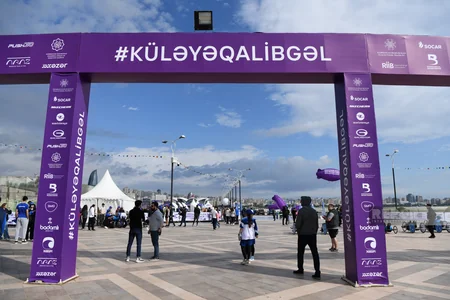 Heydər Əliyev Fondunun təşəbbüsü ilə keçirilən “Bakı Marafonu 2024” start götürüb
