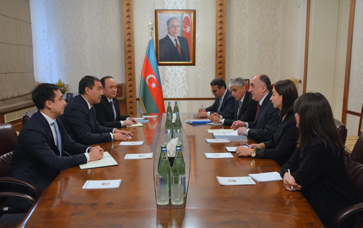 Elmar Məmmədyarov Qazaxıstanın Azərbaycana yeni təyin olunan səfirini qəbul edib