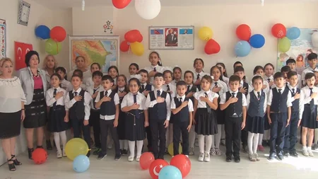 Türkiyədə Azərbaycan dilində tədris aparan orta ümumtəhsil məktəbindən  - VİDEOREPORTAJ